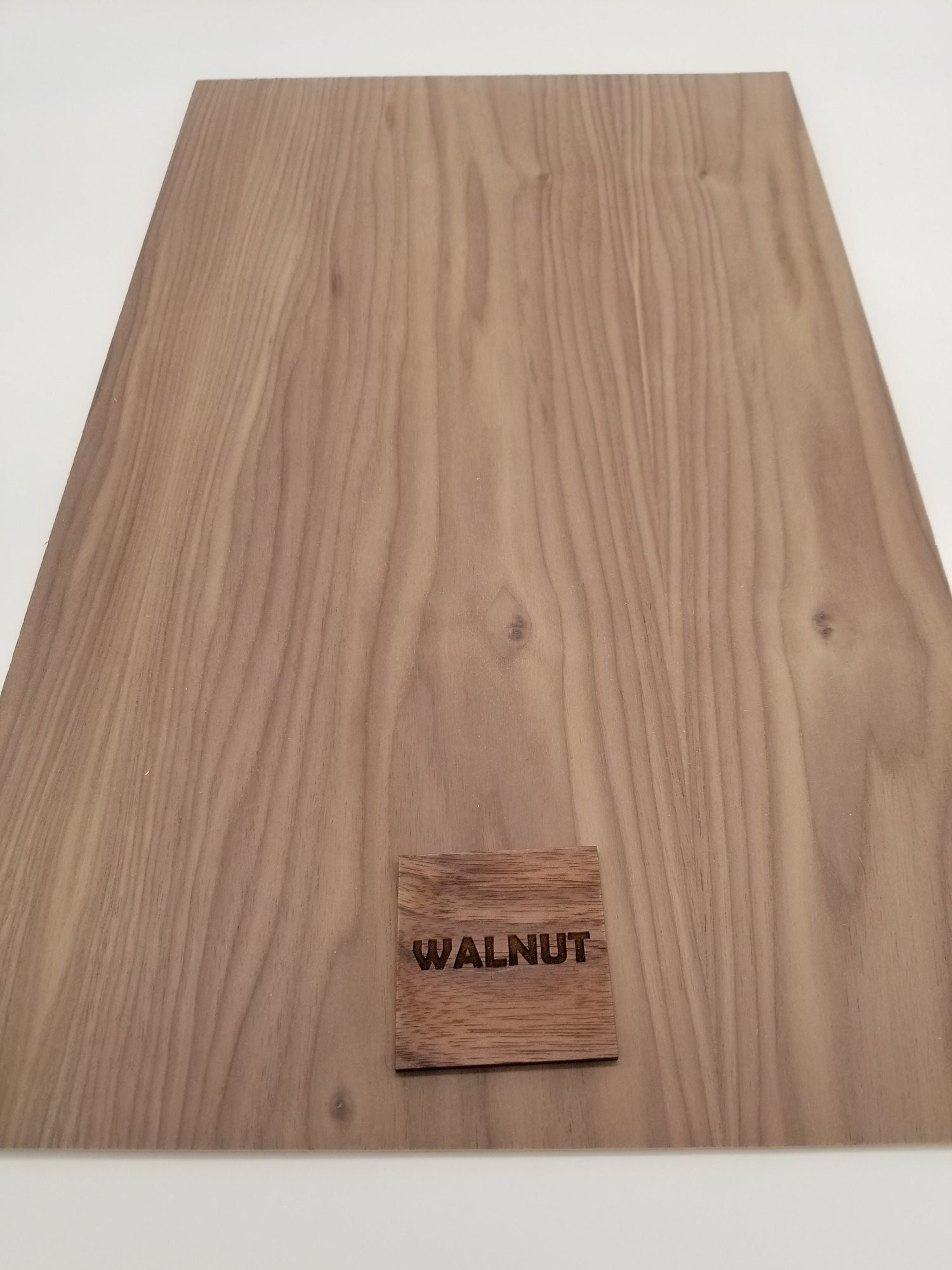 1/8 Walnut Plywood / Walnut for laser cutters